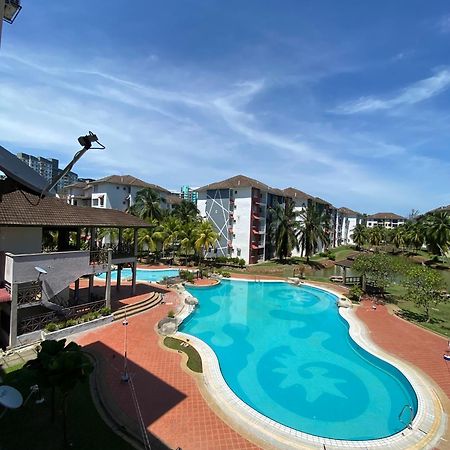 Smilez Homestay H102 & A306 At Pd Perdana Kondo Resort Πορτ Ντίξον Εξωτερικό φωτογραφία